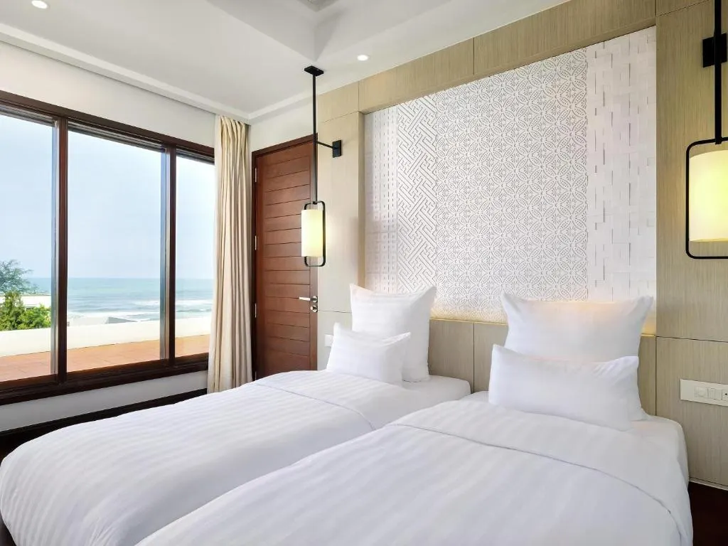 Pullman Danang Beach Resort фото 48