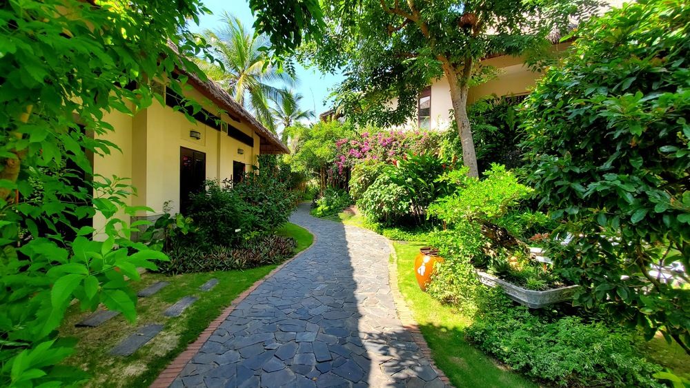 Bamboo Village Beach Resort & Spa фото 121