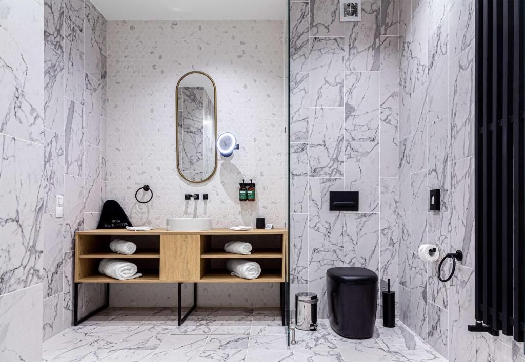 The Basilian Minsk, Curio Collection By Hilton фото 36