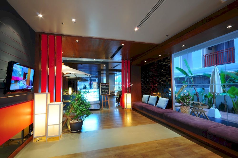 The Ashlee Heights Patong Hotel & Suites фото 40