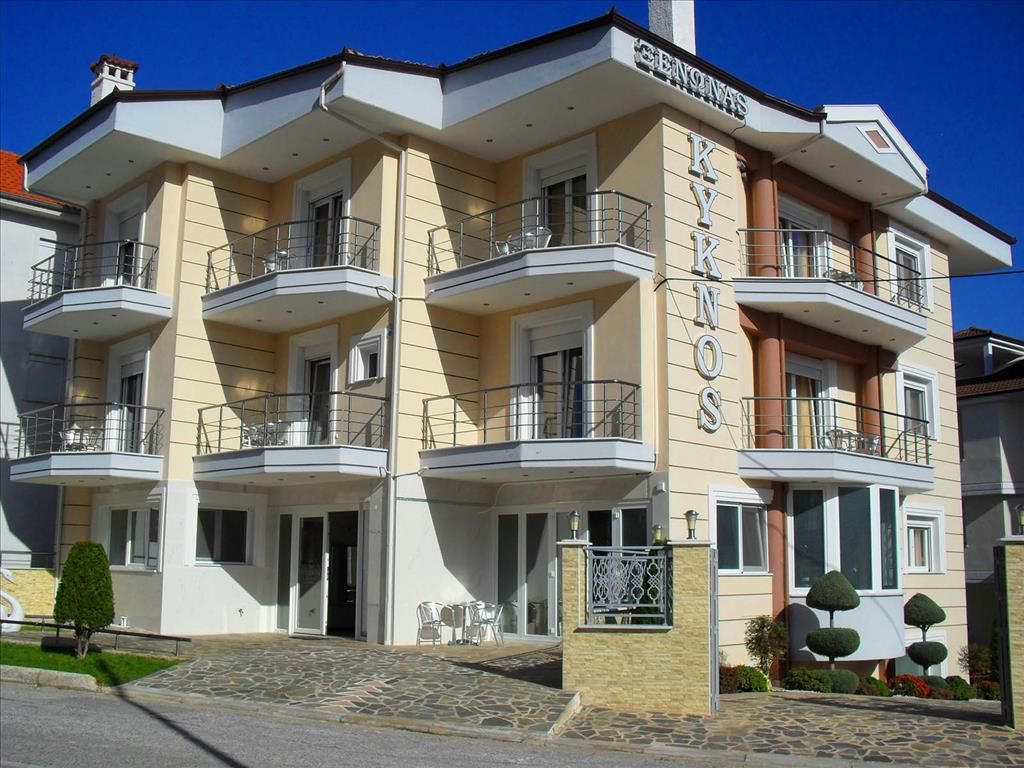 Kyknos De Luxe Suites фото 14
