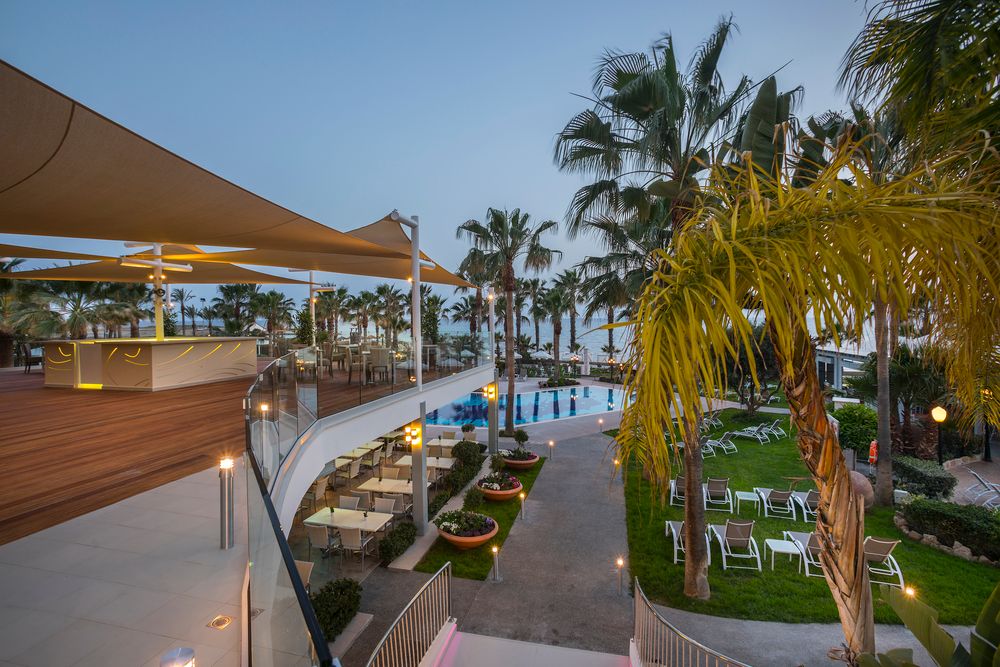 Aquamare Beach Hotel фото 32