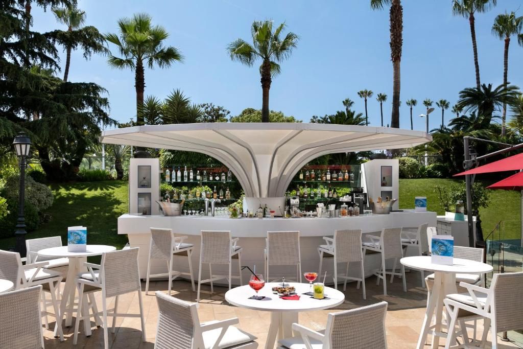 Hôtel Barrière Le Majestic Cannes фото 38