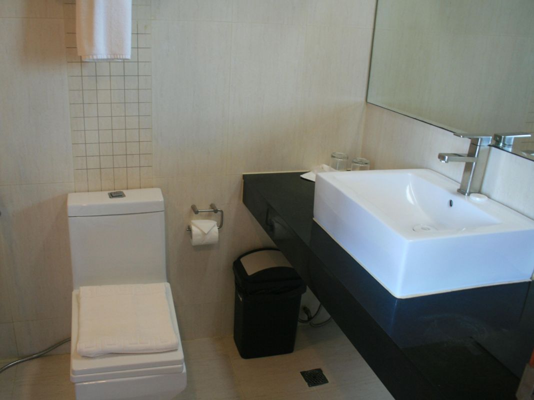 Allure Hotel & Suites фото 22