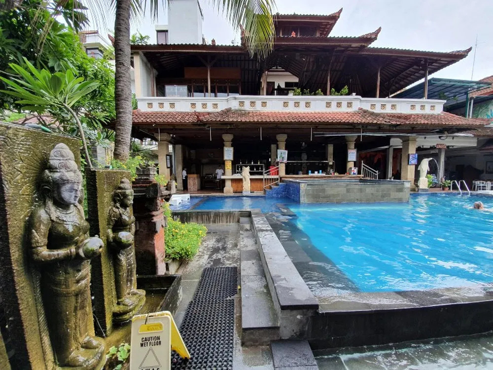 Legian Village Hotel фото 68