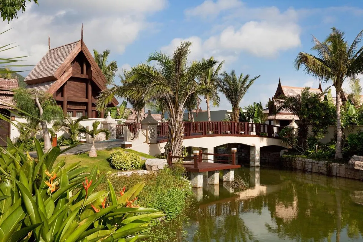 Pullman Sanya Yalong Bay Villas & Resort фото 25