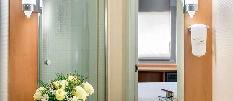 Фото отеля Ibis Izmir Alsancak