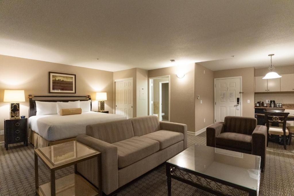 Tuscany Resort & Suites фото 47