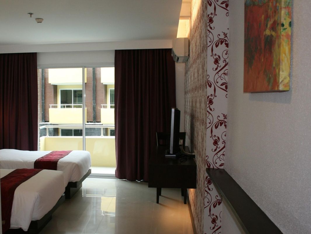 Baron Beach Hotel фото 12