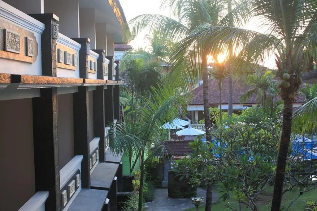 Bakung Beach Resort фото 9