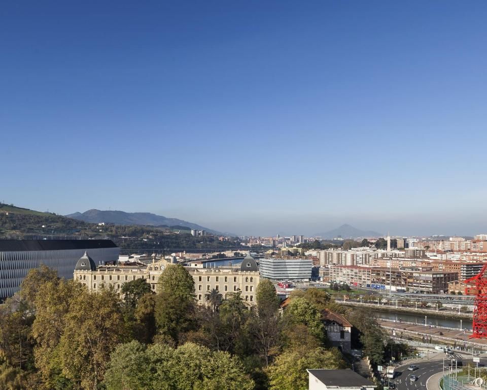 Hotel Ilunion Bilbao фото 18