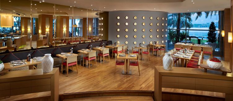 Фото отеля Beach Rotana Residences