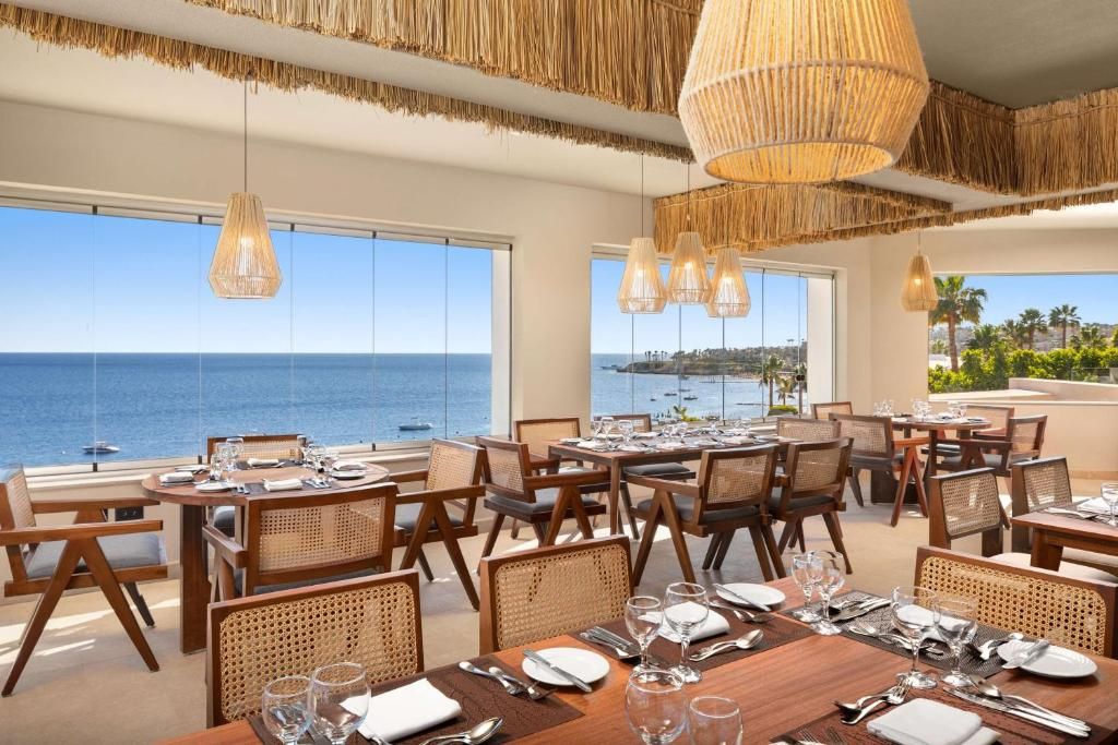DoubleTree by Hilton Sharks Bay Resort фото 48