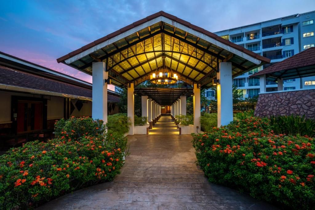 Dayang Bay Resort Langkawi фото 20