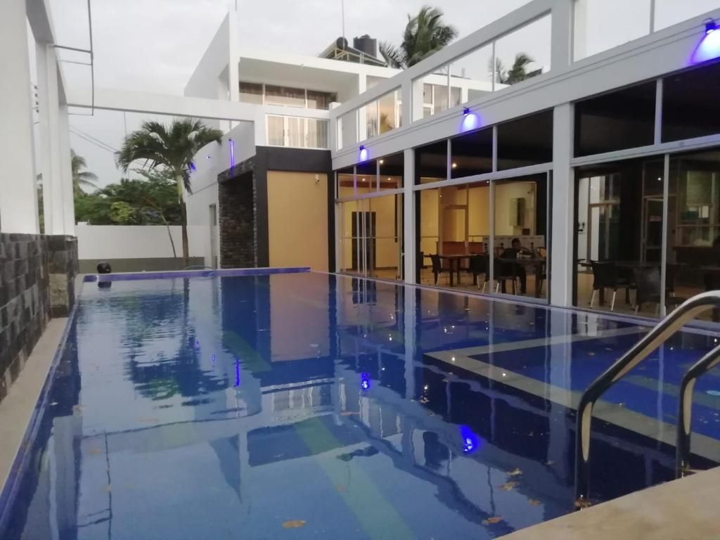 Saara Beach Hotel фото 4