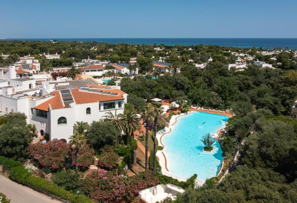Ostuni Rosa Marina Resort фото 3