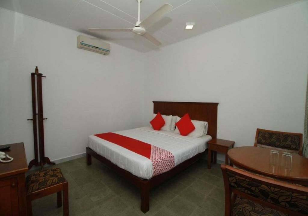 Garden Beach Hotel фото 2
