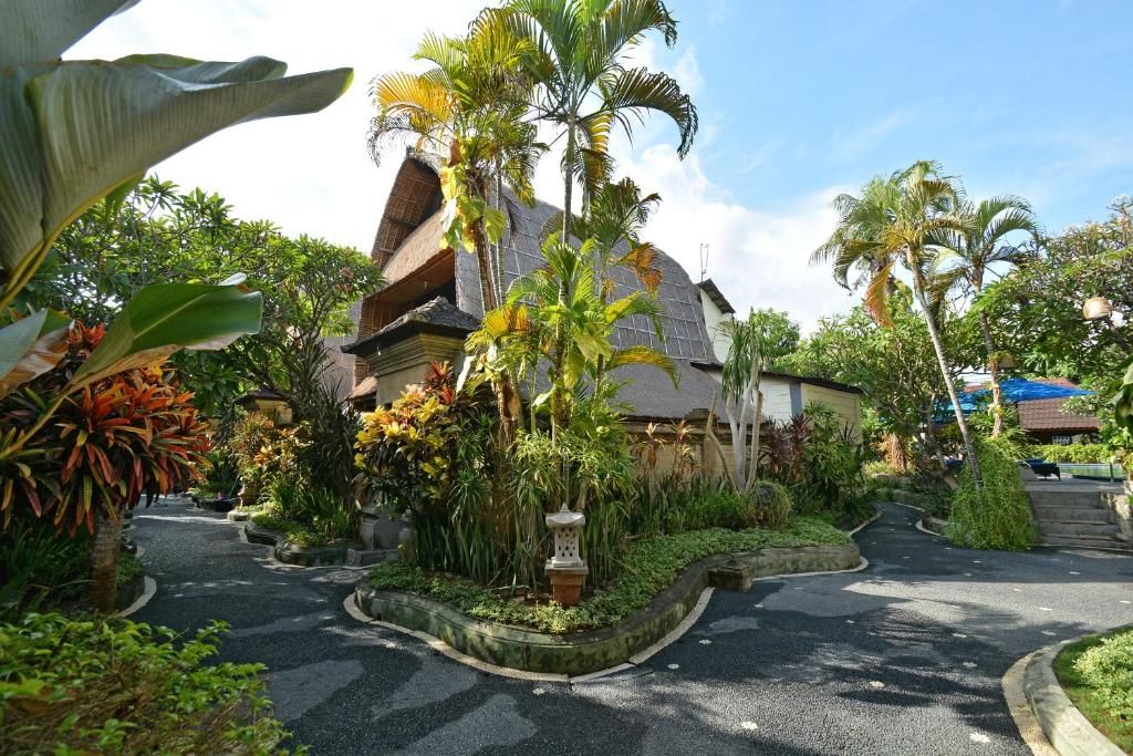 Puri Dewa Bharata Hotel & Villas фото 15