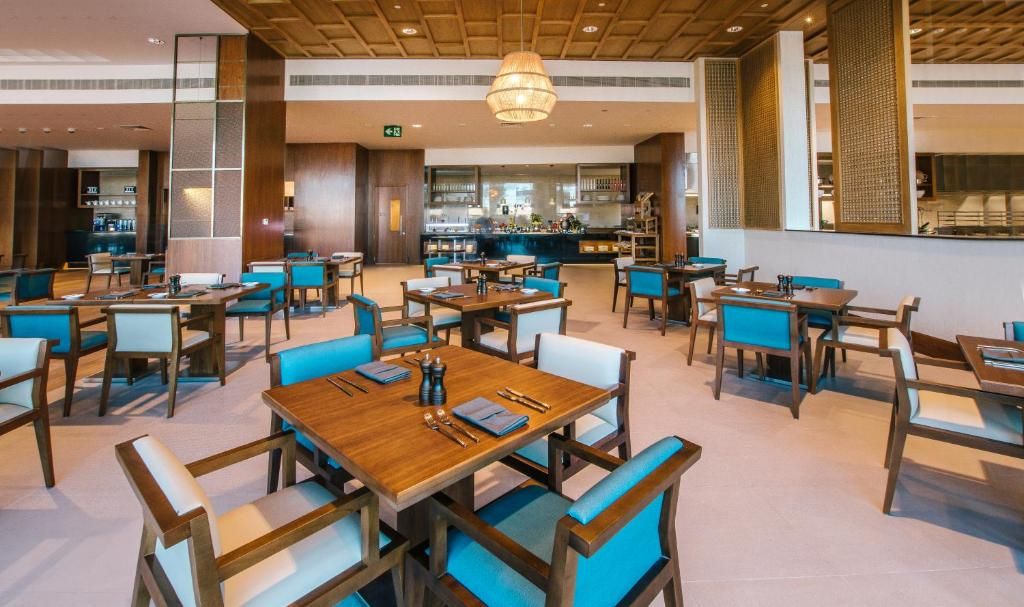 Crowne Plaza Muscat OCEC фото 6