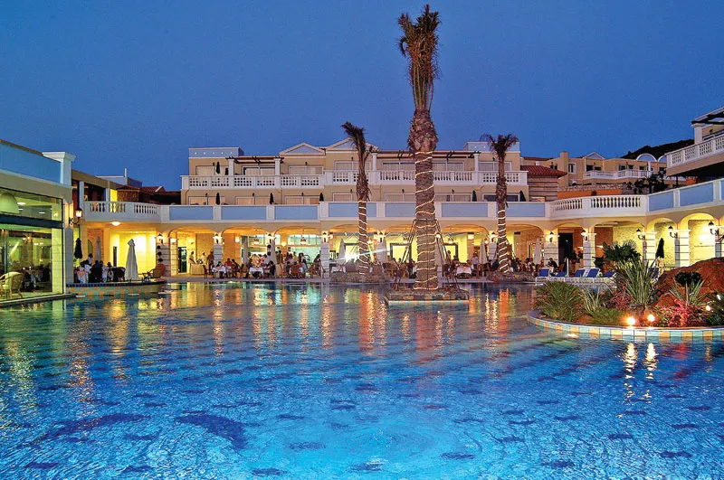 Radisson Blu Beach Resort фото 0