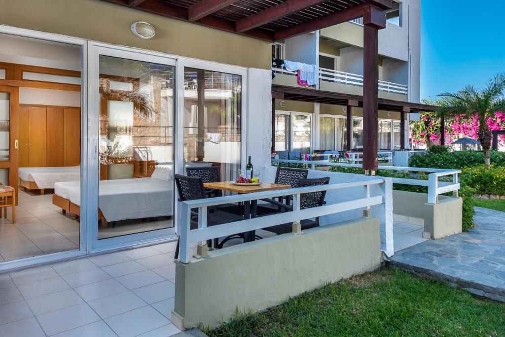 Sirene Beach Hotel фото 35