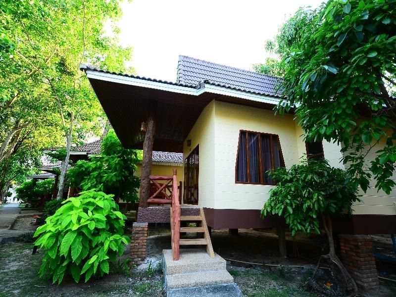 Phi Phi Villa Resort-SHA Extra Plus фото 17