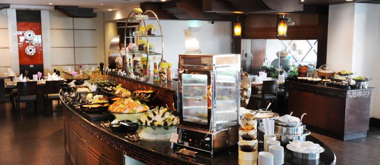 Фото отеля DoubleTree by Hilton Bangkok Ploenchit