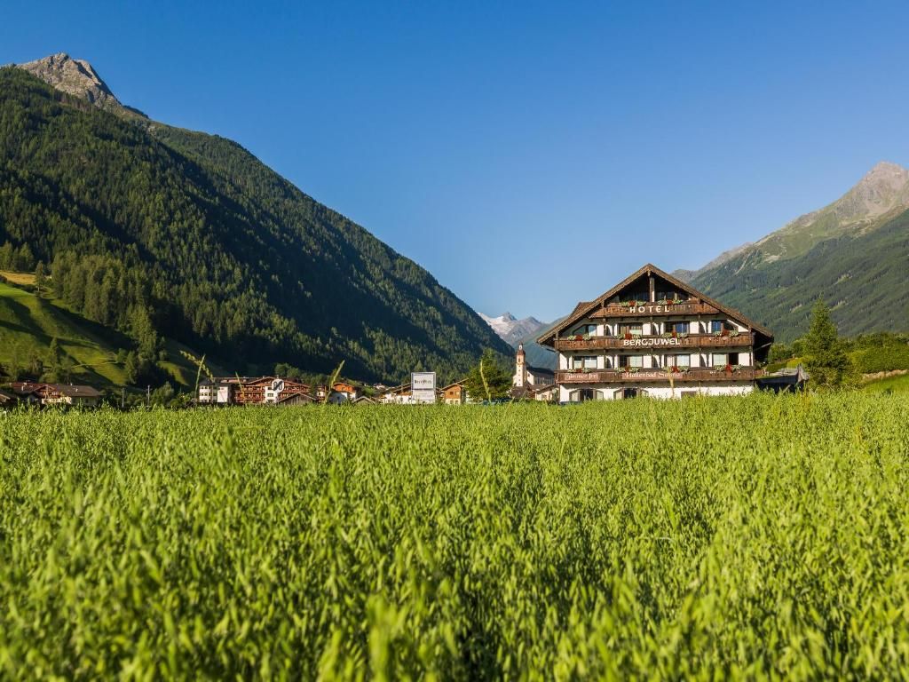 Hotel Bergjuwel фото 0