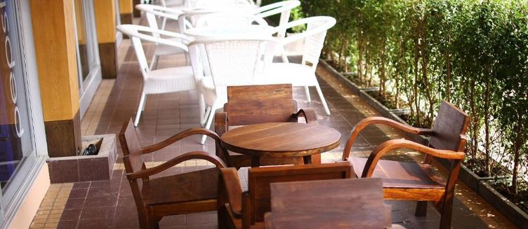 Фото отеля Breezotel