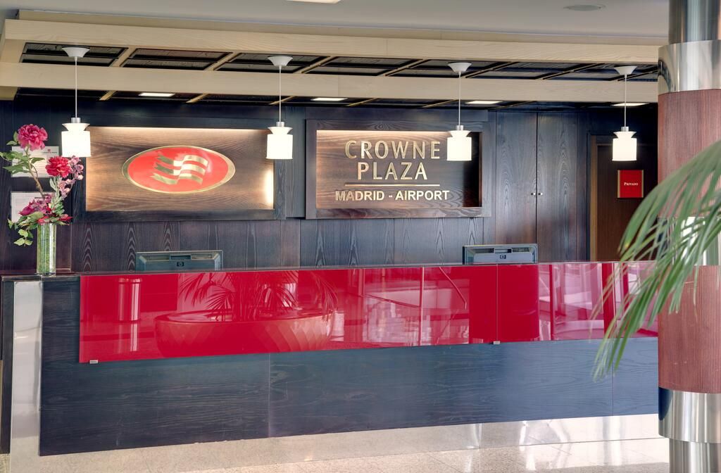 Crowne Plaza Madrid Airport фото 3