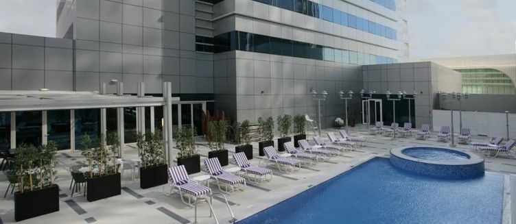 Фото отеля Premier Inn Abu Dhabi Capital Centre