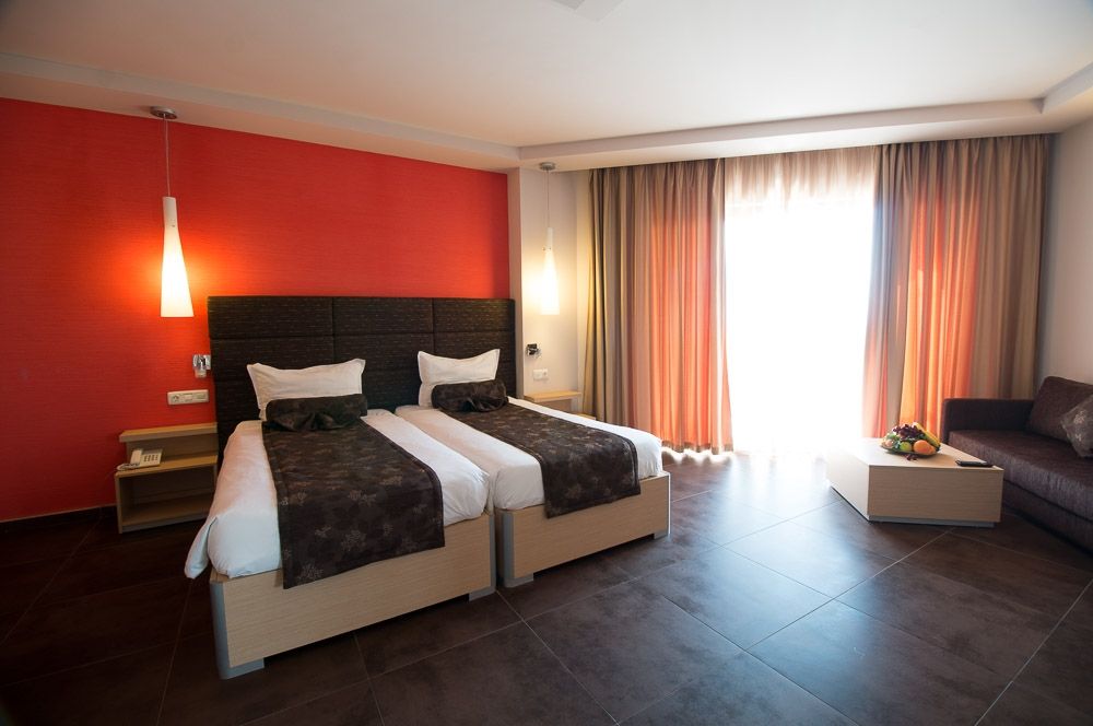 Dolce Vita Sunshine Resort All Inclusive - Free Aquapark & Beach фото 14