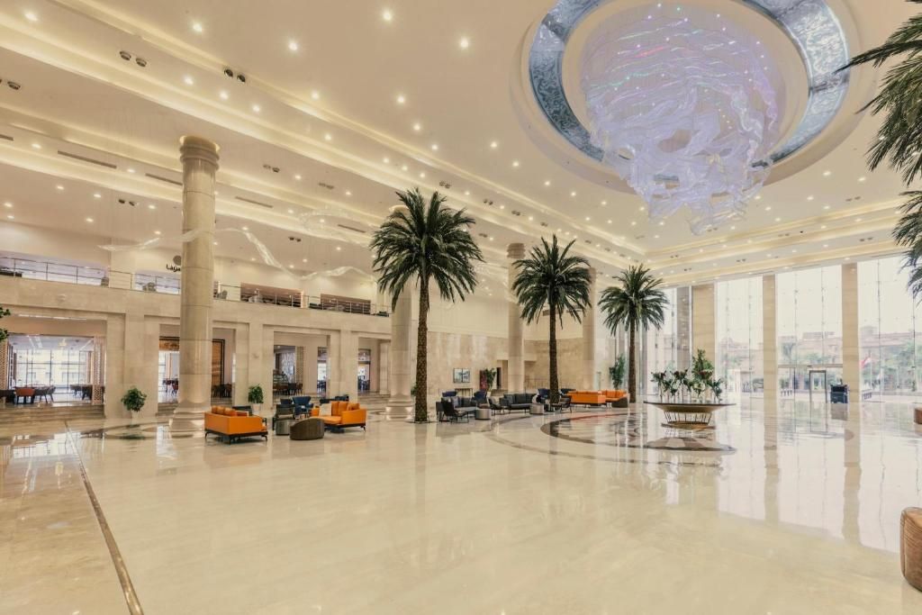 Triumph Luxury Hotel фото 19