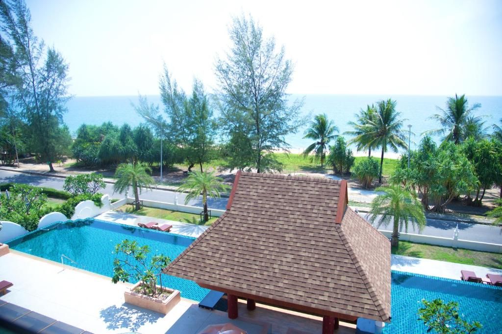 Maikhao Palm Beach Resort фото 36