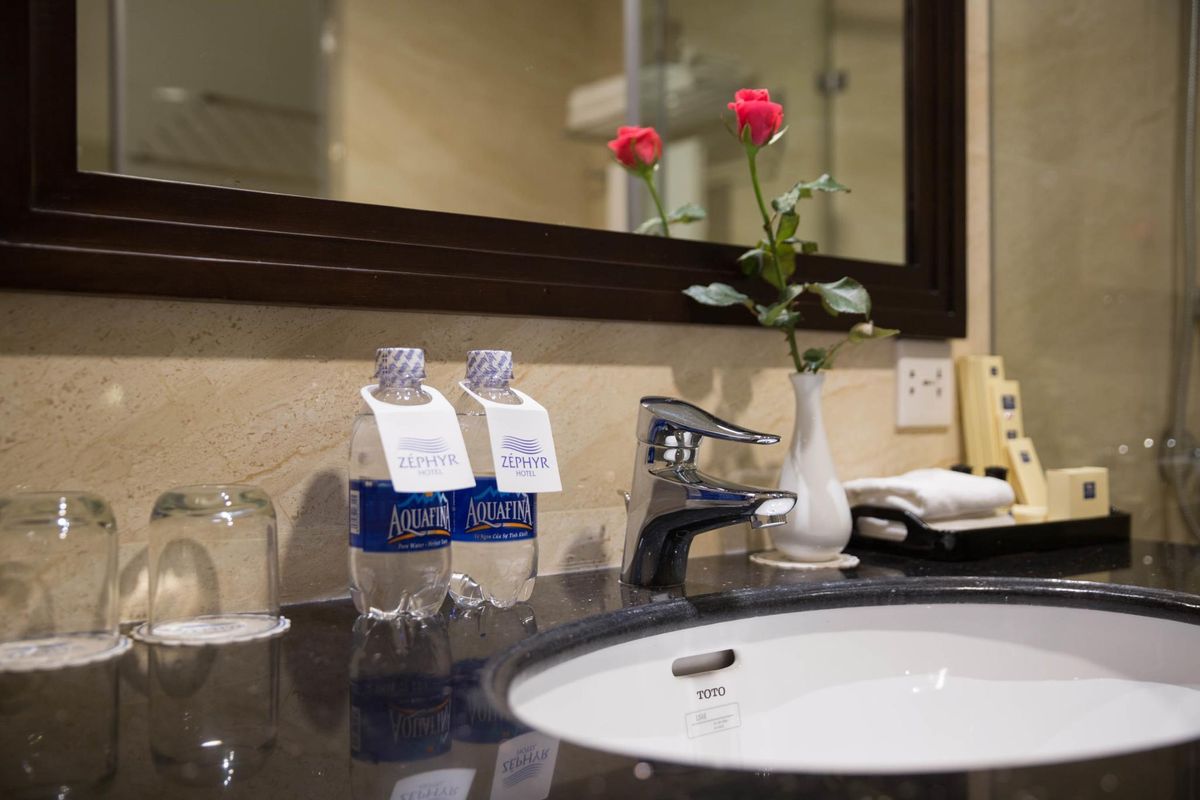 Zephyr Suites Boutique Hotel фото 28