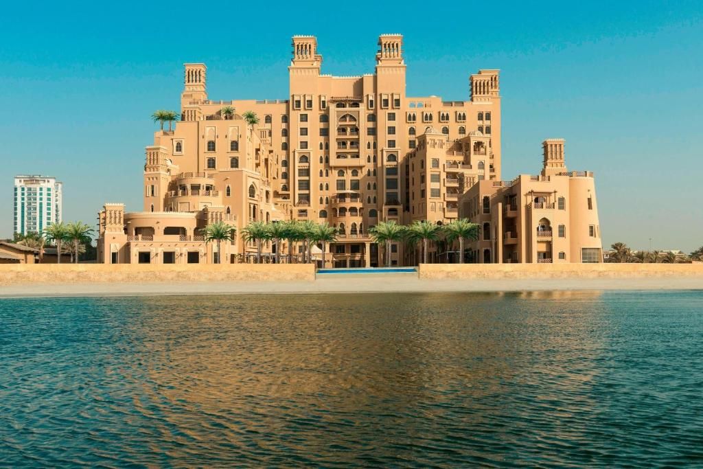 Sheraton Sharjah Beach Resort & Spa фото 8
