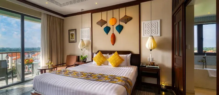 Фото отеля Cozy Savvy Boutique Hoi An