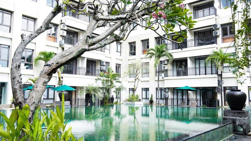 Grand Kuta Hotel and Residence фото 37