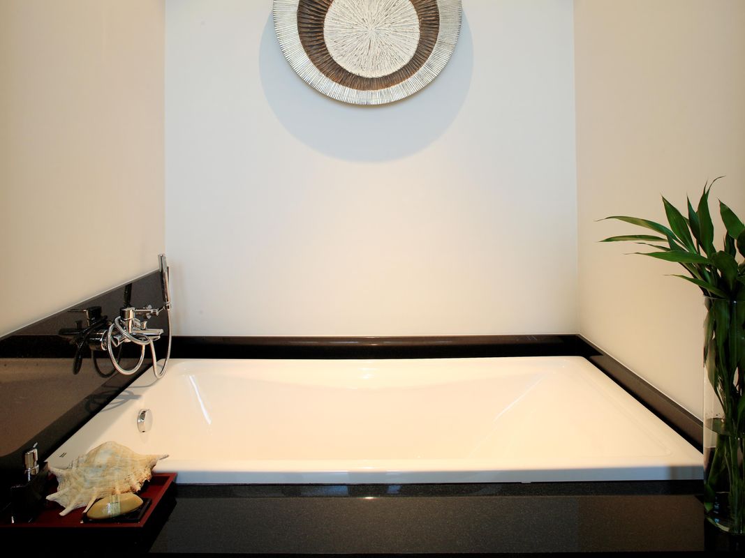 Two Villas Holiday Phuket: Onyx Style Nai Harn Beach фото 10