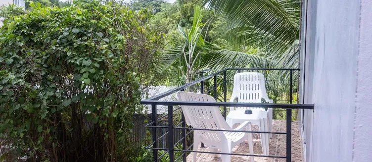 Фото отеля Baan Yuyen Karon Guesthouse