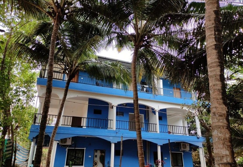 Guest House «Laxmi Holiday Homes Guesthouse» фото 1