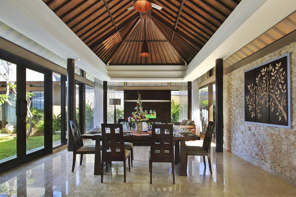 Ulu Segara Luxury Suites & Villas фото 38