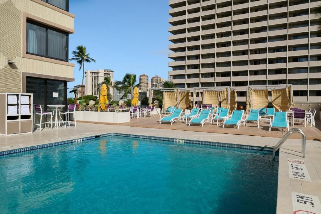 Holiday Inn Express Waikiki фото 25
