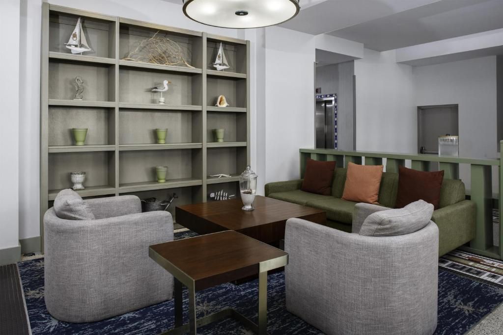 Hilton Garden Inn Miami South Beach-Royal Polo фото 5