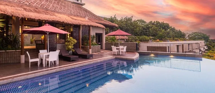 Фото отеля The Sterling Hotel & Villas