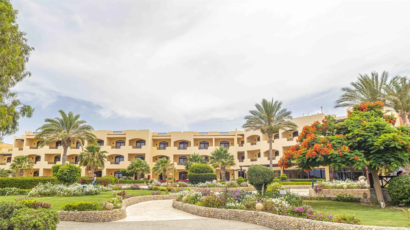 Blend Elphistone Resort фото 1