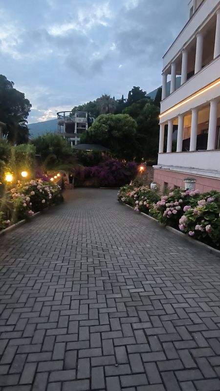 Old Gagra Hotel фото 9