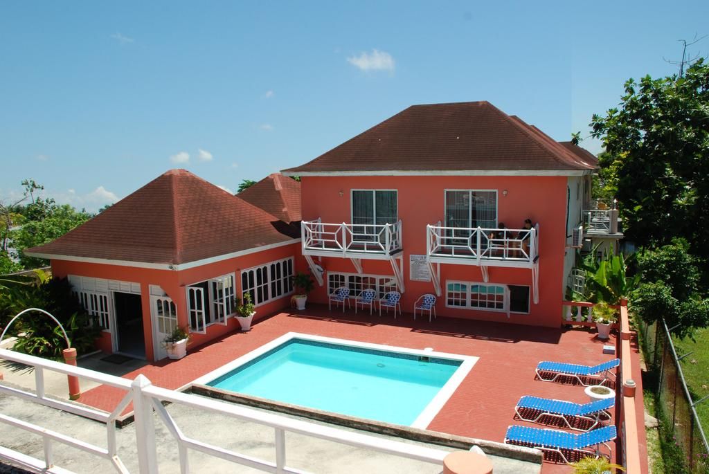 Shields Negril Villas LTD фото 38