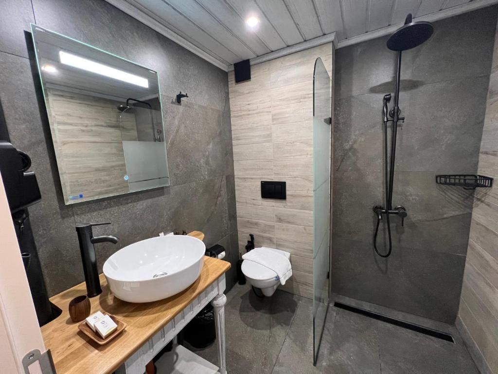 Moura Boutique Hotel by Asteri Hotels фото 17