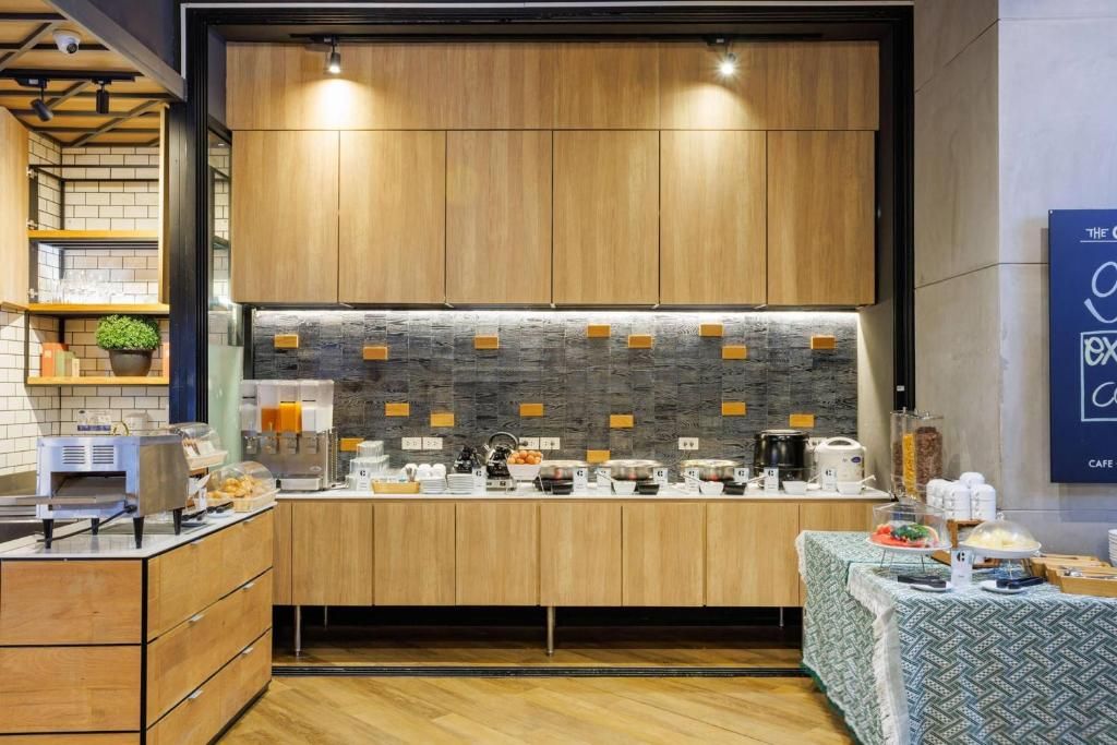 Days Inn by Wyndham Patong Beach Phuket фото 30